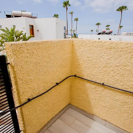 Costa Adeje Cortijo 1-8 * Playa de las Américas